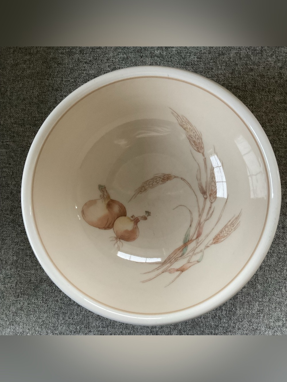 MCM Epoch “Autumn Harvest” 9” Vegetable Serving Bowl with Wheat & Onion Motif